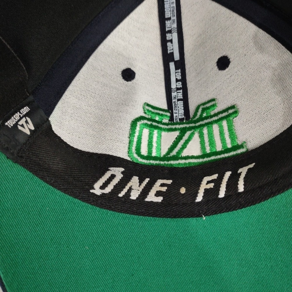Top of the World Notre Dame Hat Memory Fit Green Shamrock ND Logo Navy Blue Cap - Picture 8 of 10